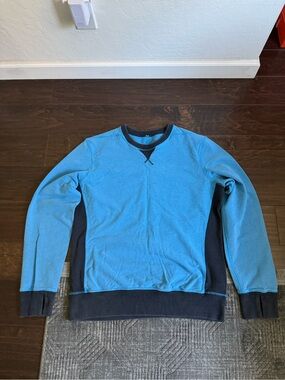 Lululemon Men's Blue Crewneck Contrast-Panel Sweater sz L great condition